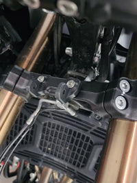 Soporte Regulable para Barra LED Direccional para CF Moto 450MT